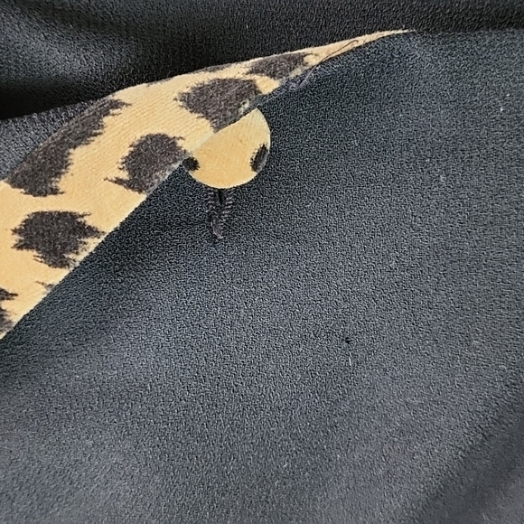 VINTAGE Henry Lee Black Suit Style Dress with Leopard Contrast - Picture 7 of 7